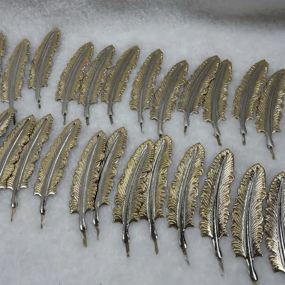 Metal Gold / Silver Feather Hat Pin – Western Style – Inspired Look